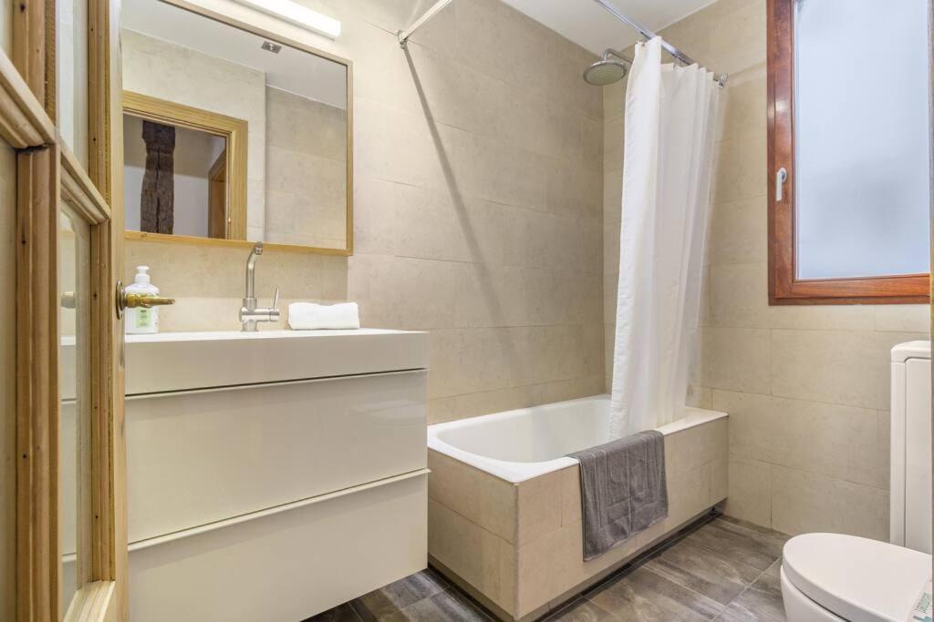 Ferienwohnung Sea Views In The Heart Of The Old Town Castro Urdiales Exterior foto