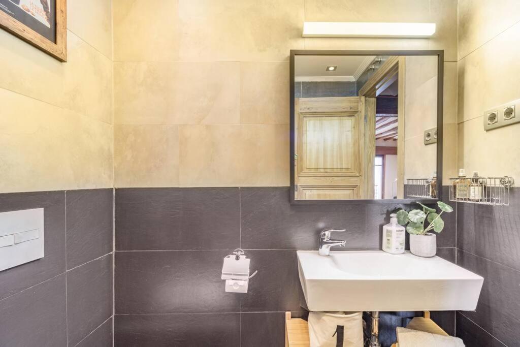 Ferienwohnung Sea Views In The Heart Of The Old Town Castro Urdiales Exterior foto
