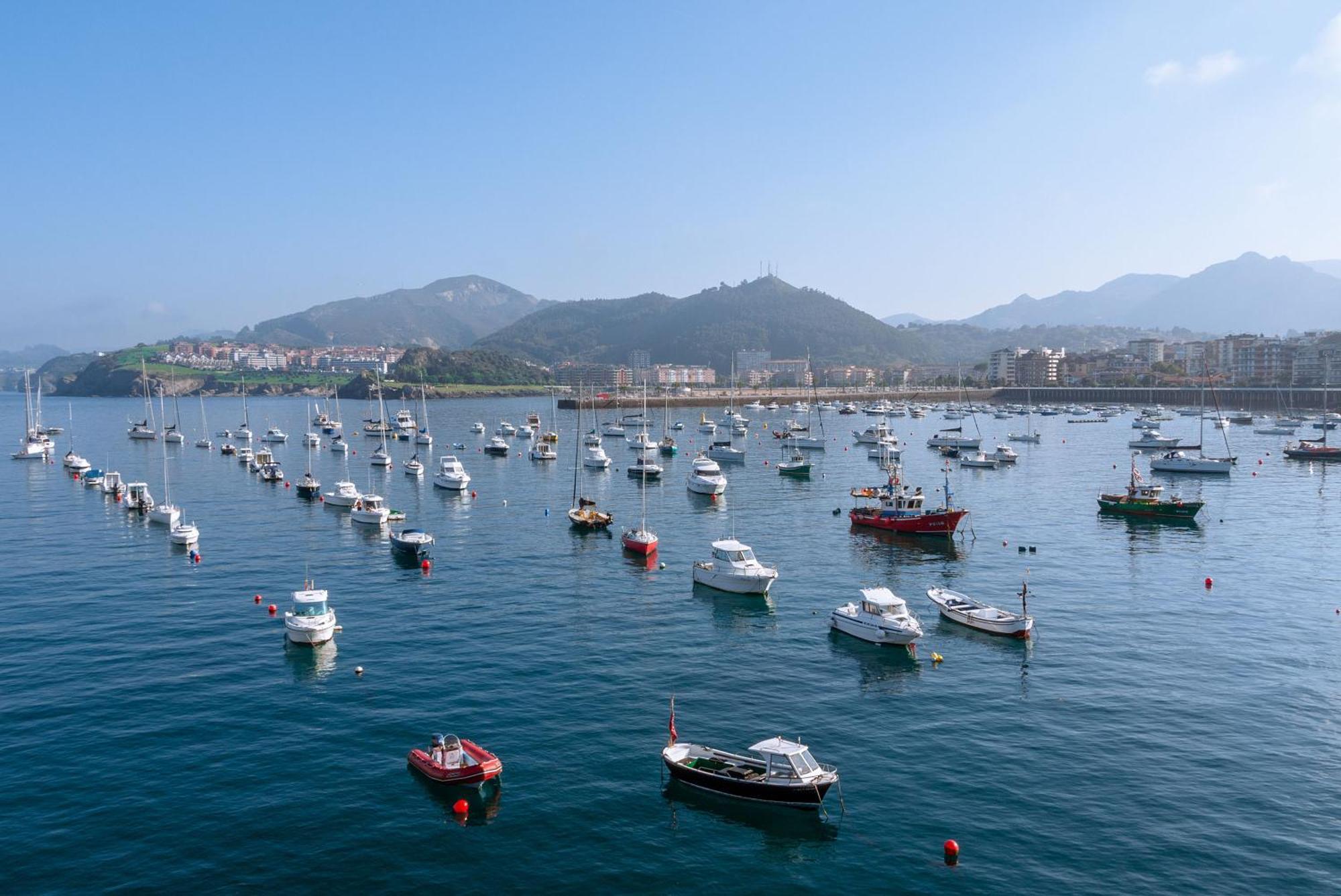 Ferienwohnung Sea Views In The Heart Of The Old Town Castro Urdiales Exterior foto